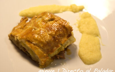 Solomillo de cerdo al hojaldre con salsa de manzana