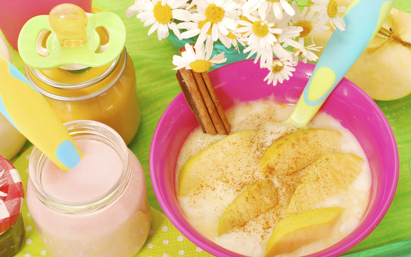 Arroz con leche y manzanas